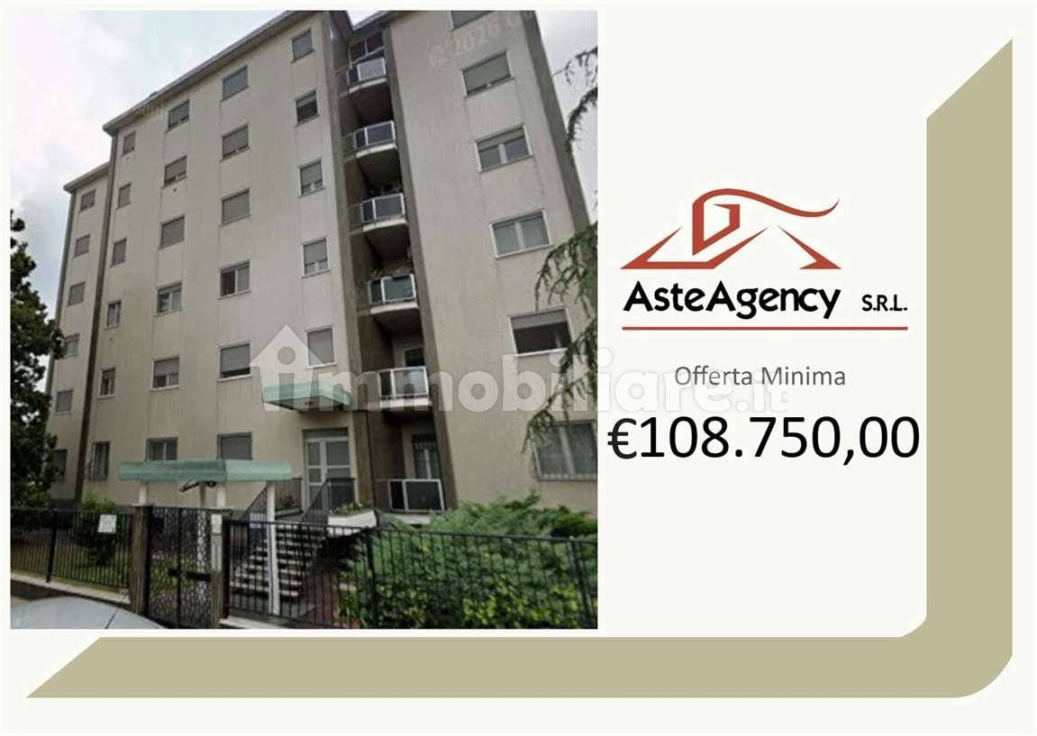 Appartamento in vendita a Rozzano