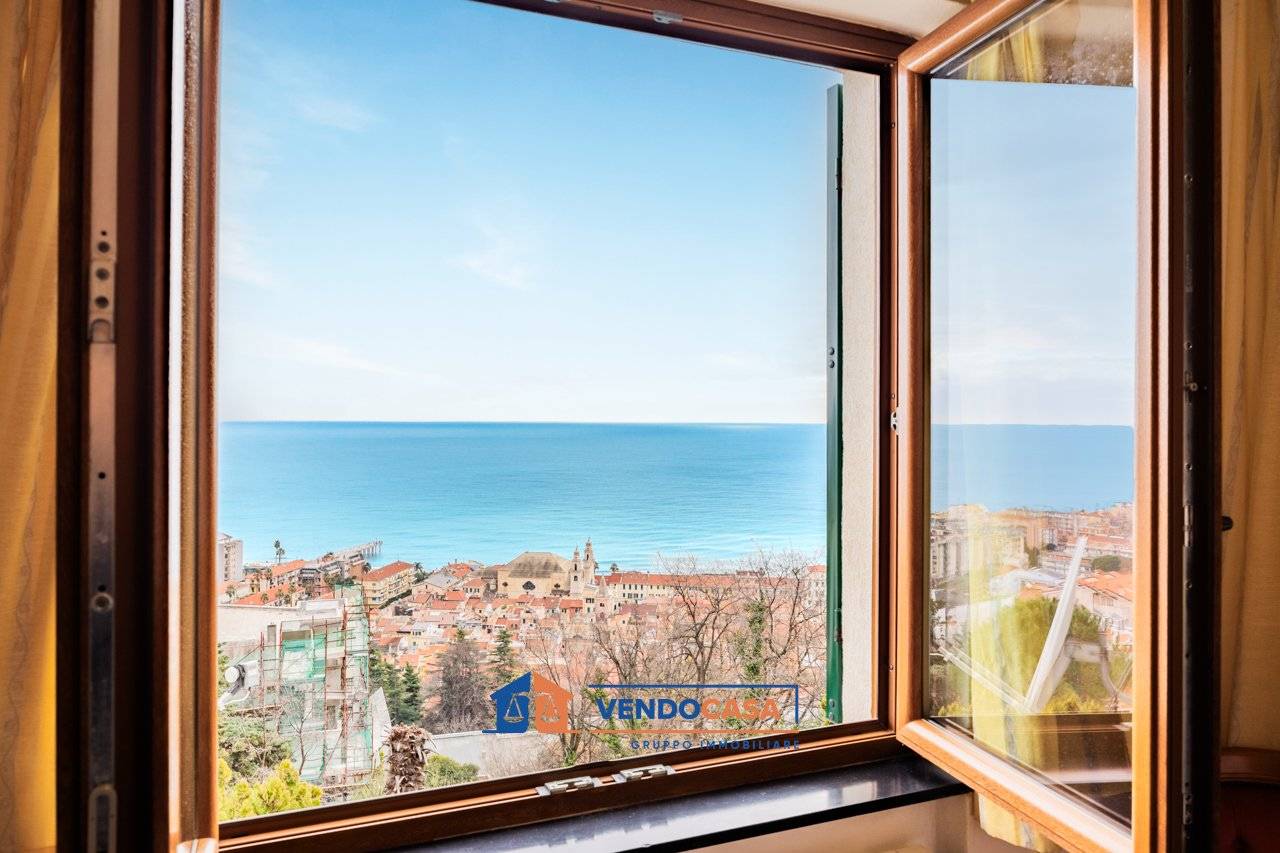 Appartamento in vendita a Pietra Ligure