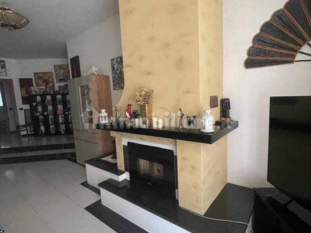Salone