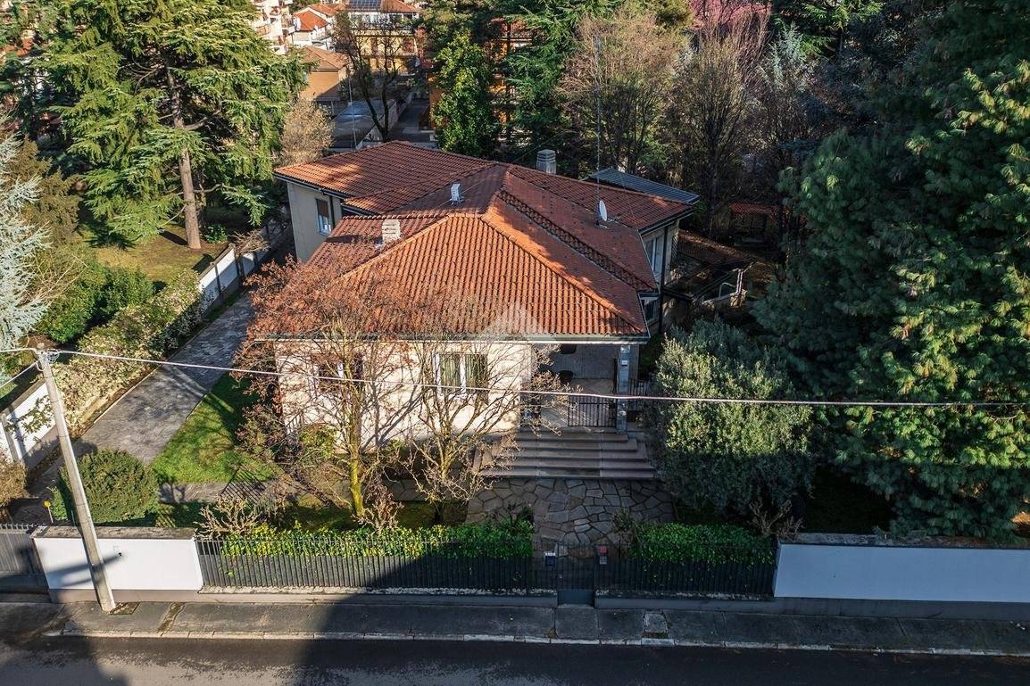 Villa in vendita a Castellanza