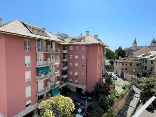 4-room flat via Papigliano, San Martino, Genoa
