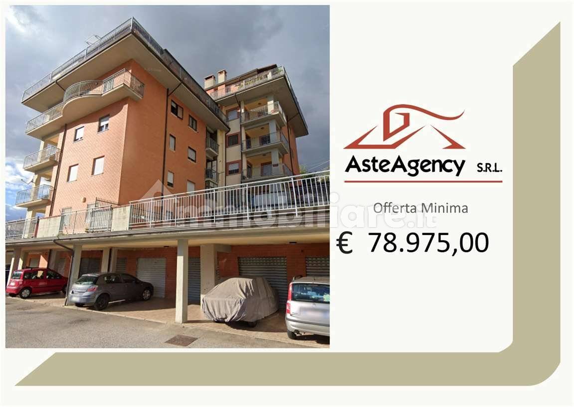 Appartamento in vendita a Tito