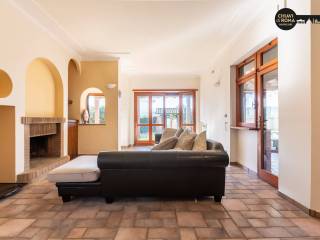 Salone