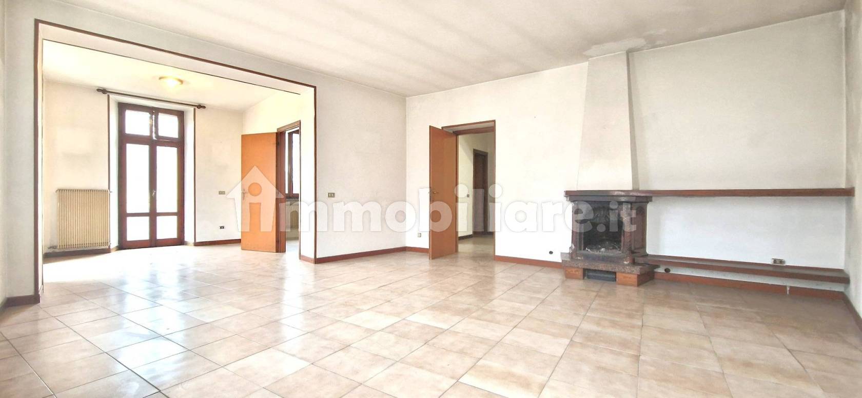 Appartamento in vendita a Castelletto Sopra Ticino