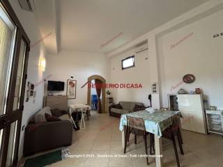 Salone