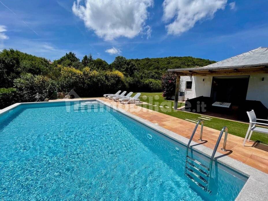 Villa in vendita a Arzachena