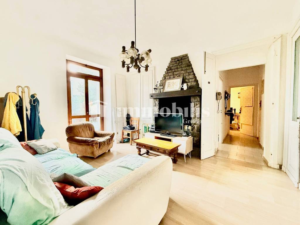 Salone