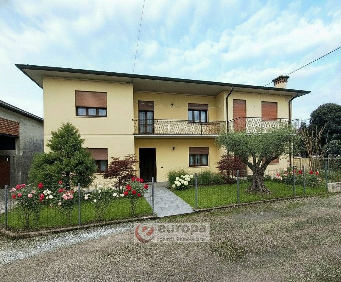 Villa in vendita a Quinto Vicentino