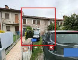 Appartamento in vendita a Riva del Po