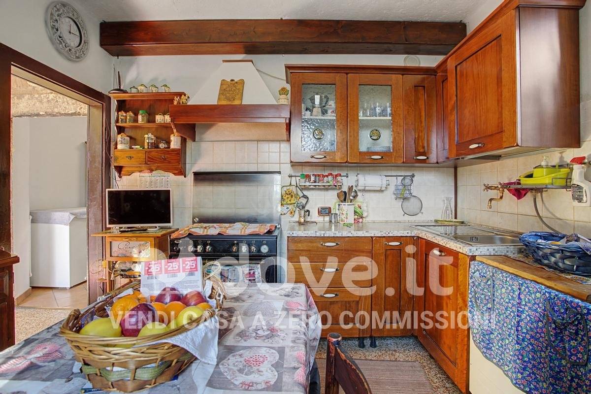 Villa in vendita a Montegrino Valtravaglia