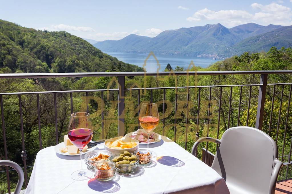 Villetta a schiera in vendita a Dumenza