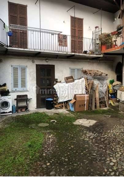 Appartamento in vendita a Caronno Varesino