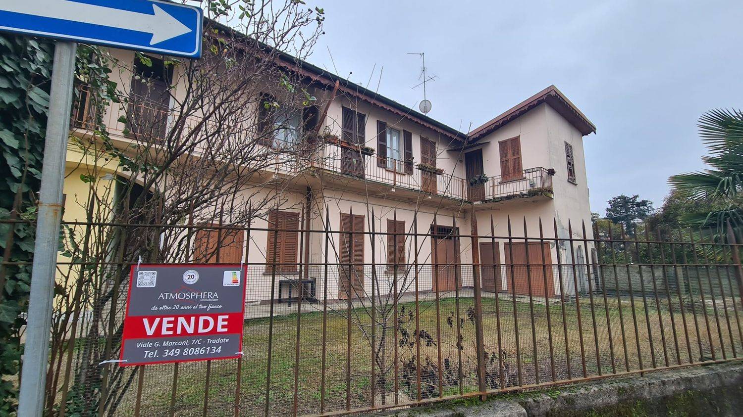 Casa indipendente in vendita a Tradate