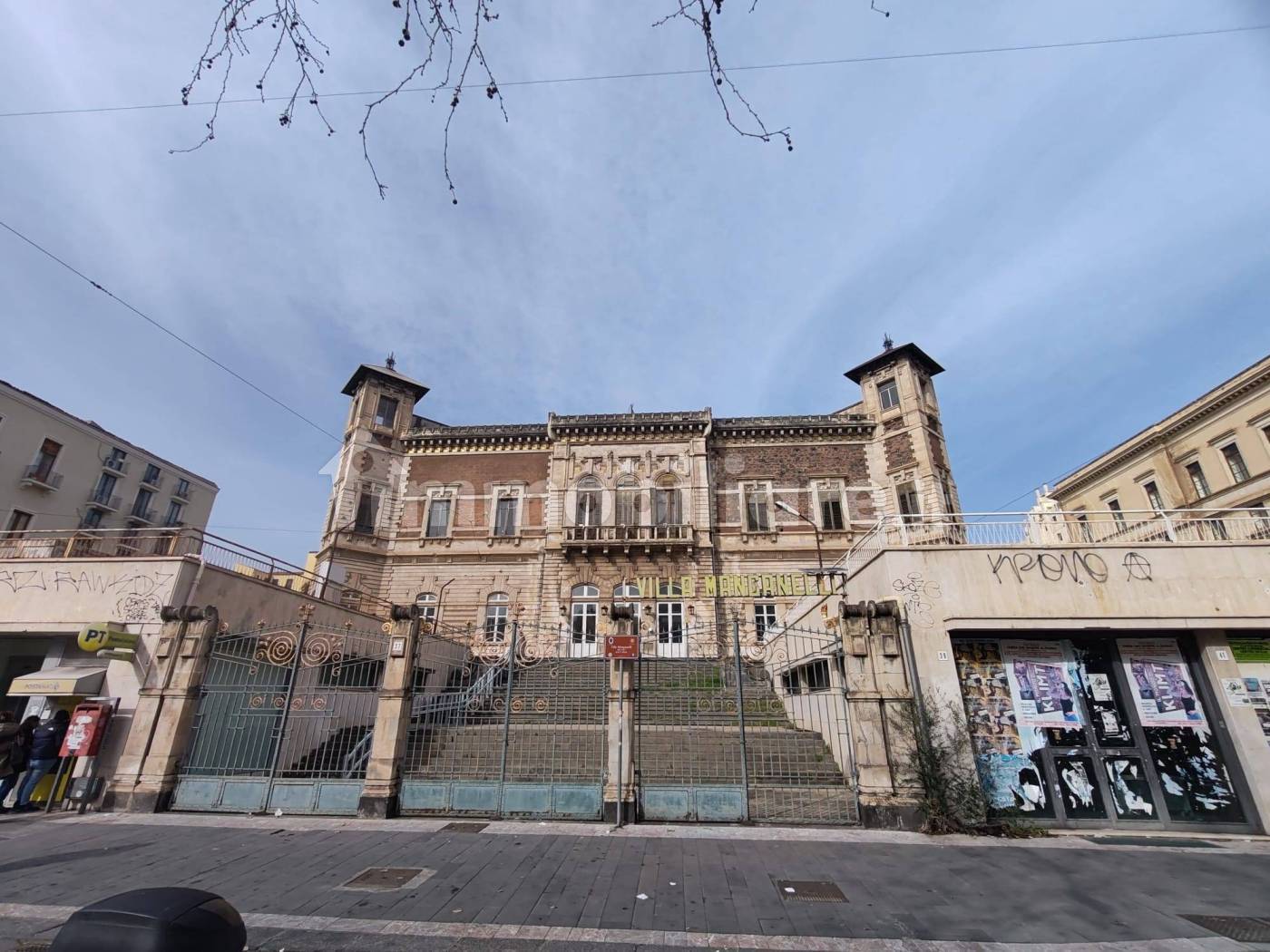 Palazzo - Edificio in vendita a Catania