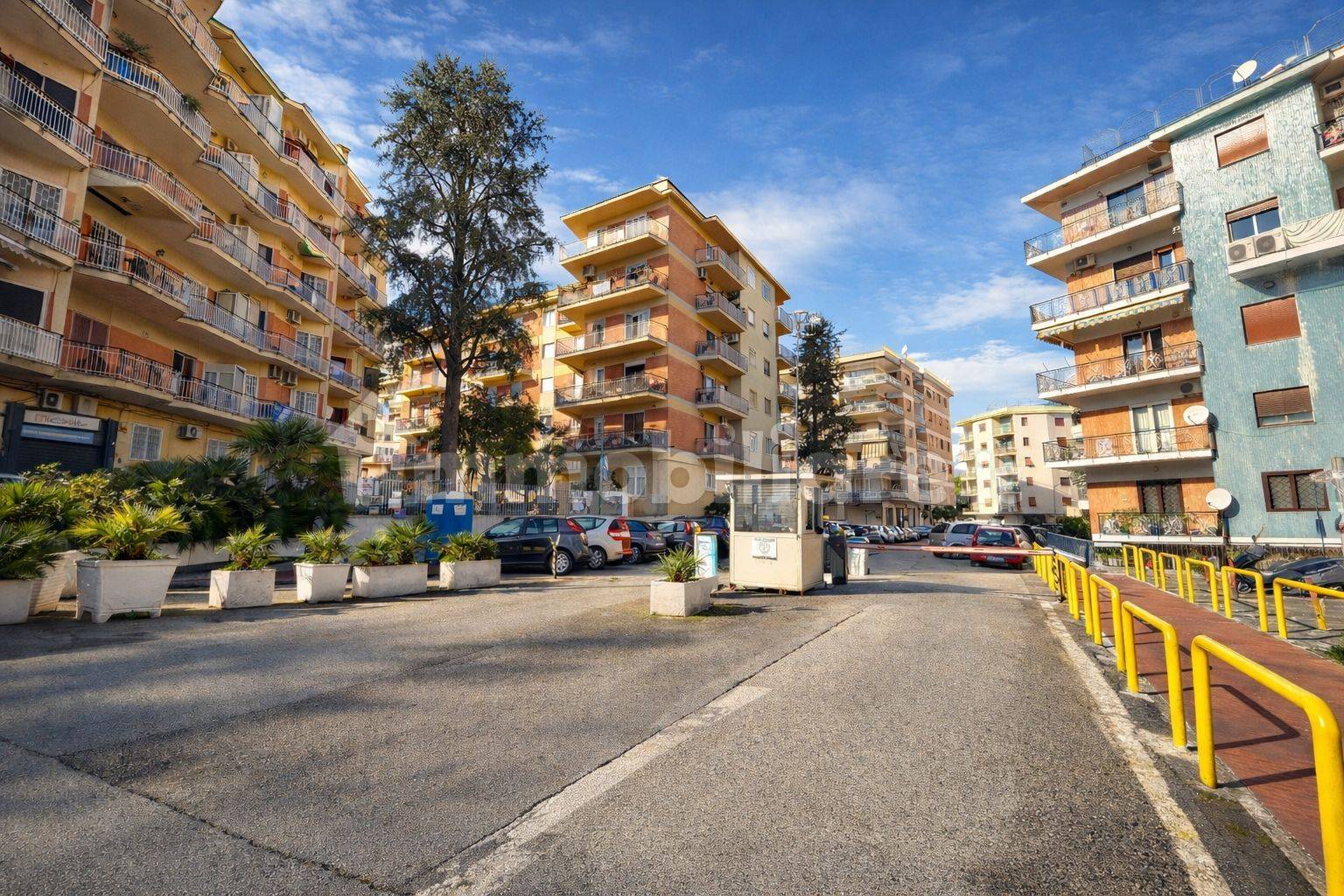 Appartamento in vendita a Napoli