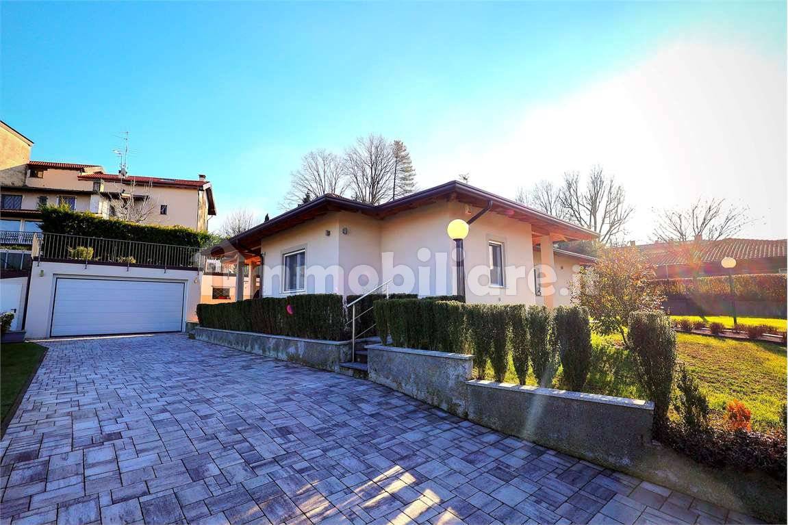Villa in vendita a Castelletto Sopra Ticino