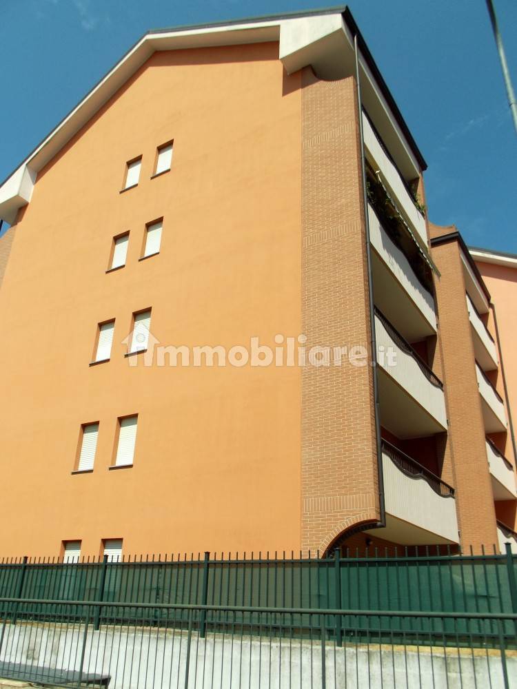 Appartamento in affitto a Oleggio