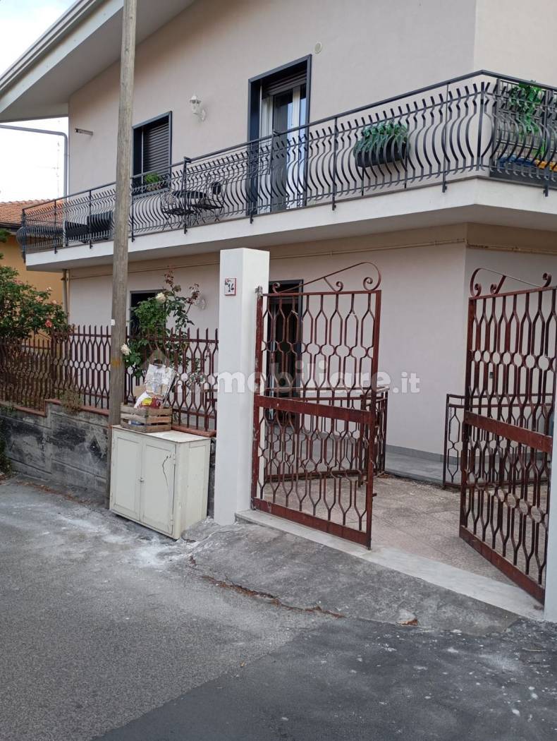 Appartamento in affitto a Nicolosi