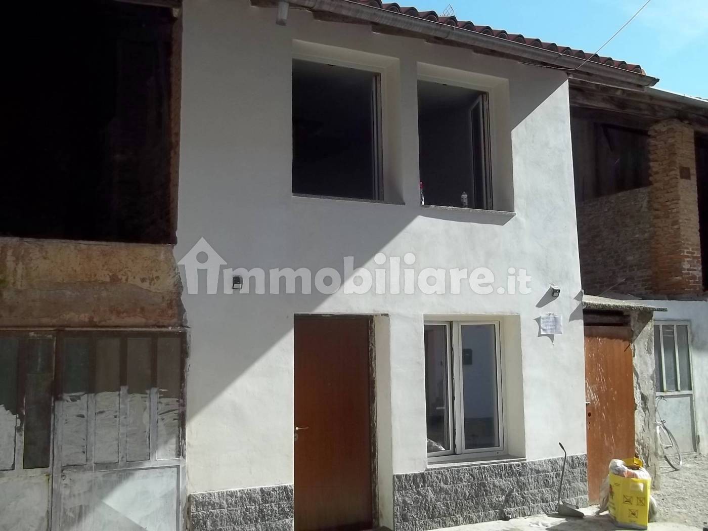 Casa indipendente in vendita a Cerano