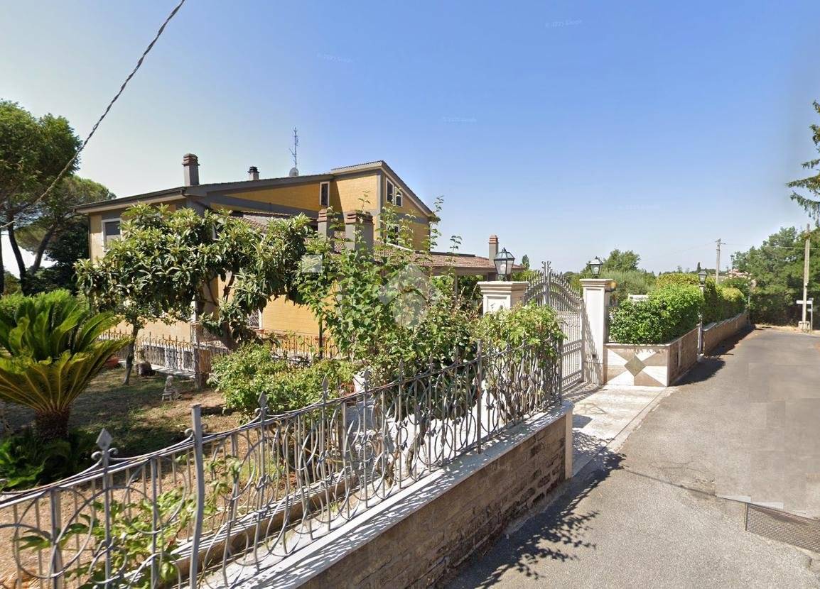 Villa in vendita a Genzano di Roma