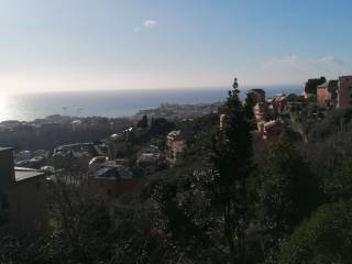 3-room flat via Angelo Olivieri, Apparizione, Genoa