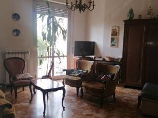 3-room flat viale Bracelli, Marassi, Genoa
