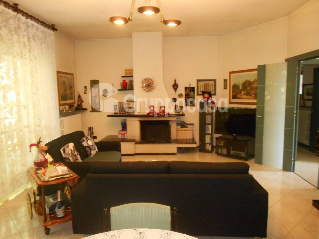 Vendita Appartamento Corbetta. Quadrilocale in via Picasso 7. Buono ...