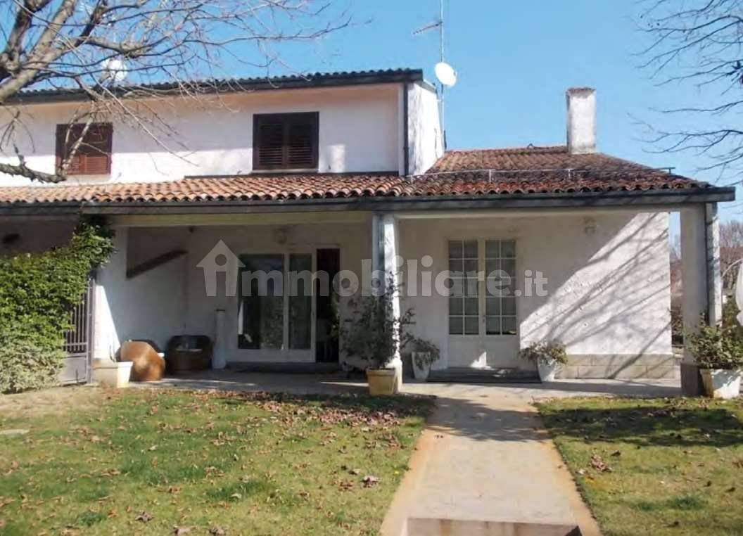 Casa indipendente in vendita a Castello d'Argile
