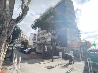3-room flat via Gabriele Jannelli 218, Rione Alto, Naples