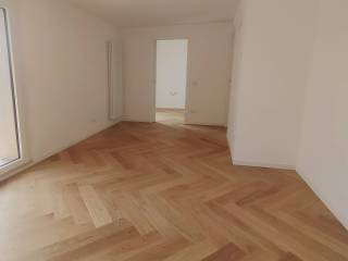 3-room flat via degli Umiliati 19, Ponte Lambro, Milan