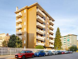 Quadrilocale via delle Tuberose 4, Bande Nere, Milano