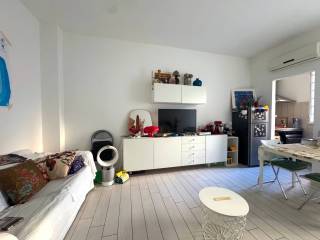 2-room flat via Volterra, Washington, Milan