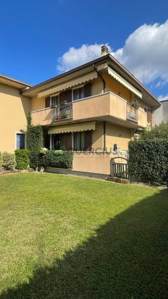 Appartamento in vendita a Sommacampagna