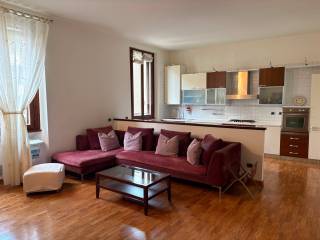 2-room flat via Francesco Arese 7, Zara, Milan
