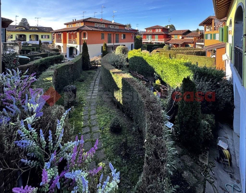 Villetta a schiera in vendita a Castelletto Sopra Ticino