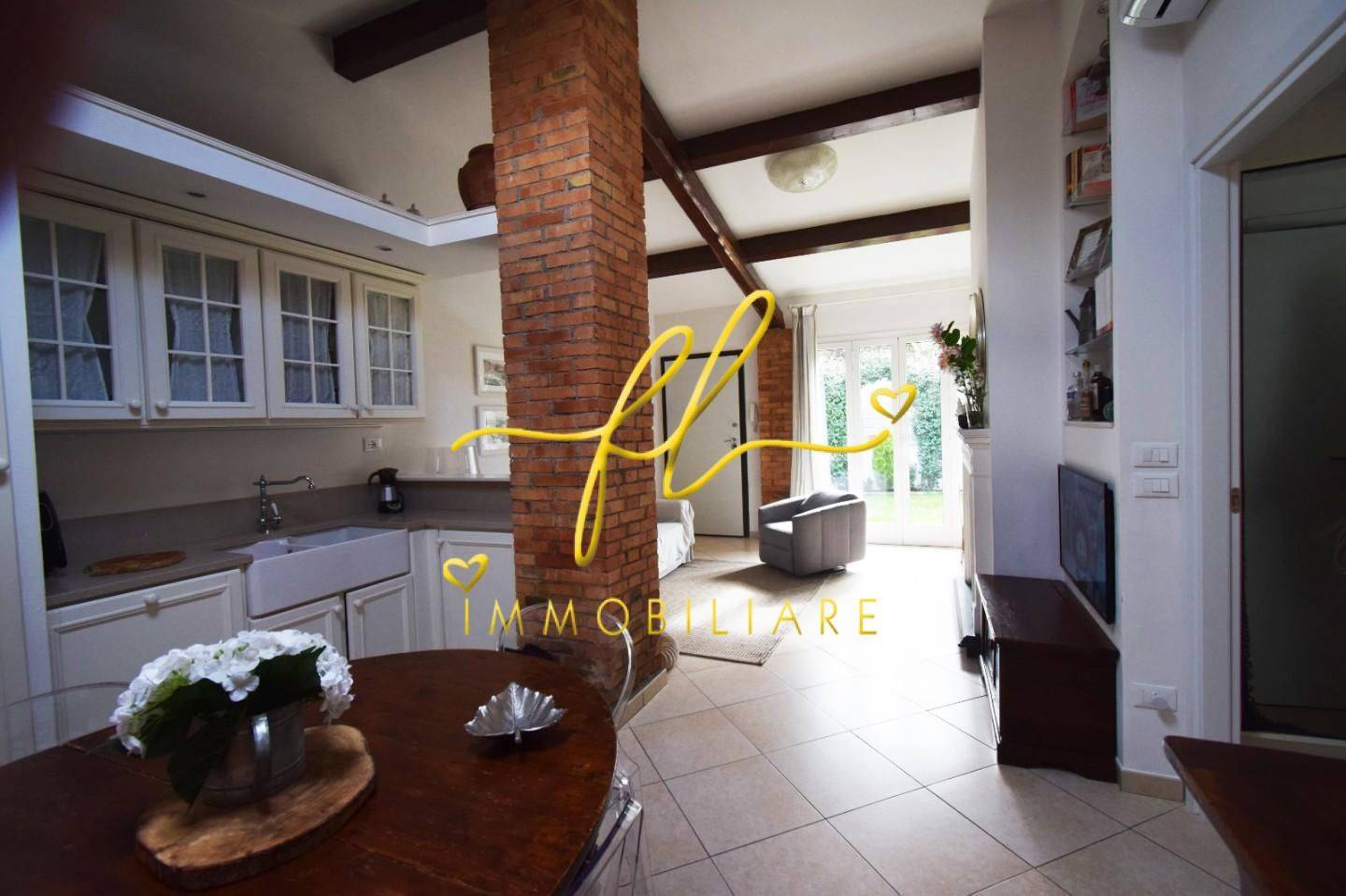 Casa indipendente in vendita a Livorno