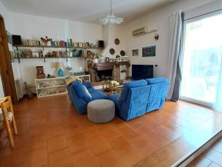 Salone