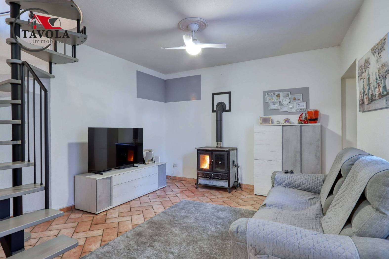 Appartamento in vendita a Bisuschio