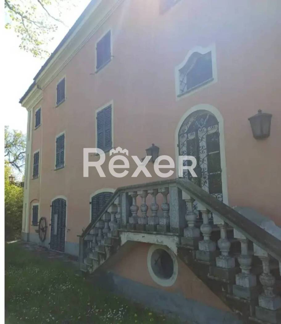 Villa in vendita a Novi Ligure
