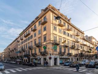 4-room flat via San Donato 55, San Donato, Turin