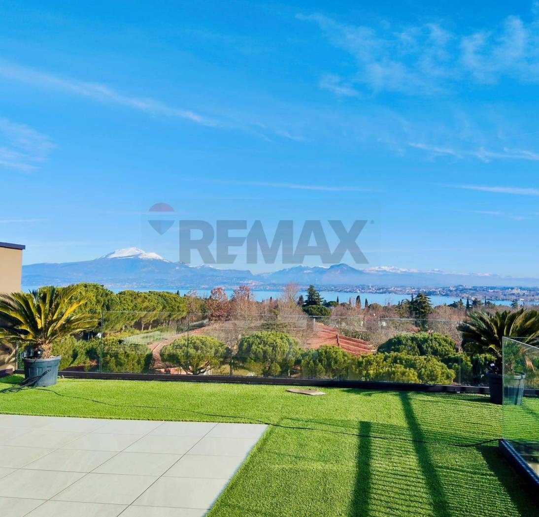 Appartamento in vendita a Peschiera del Garda