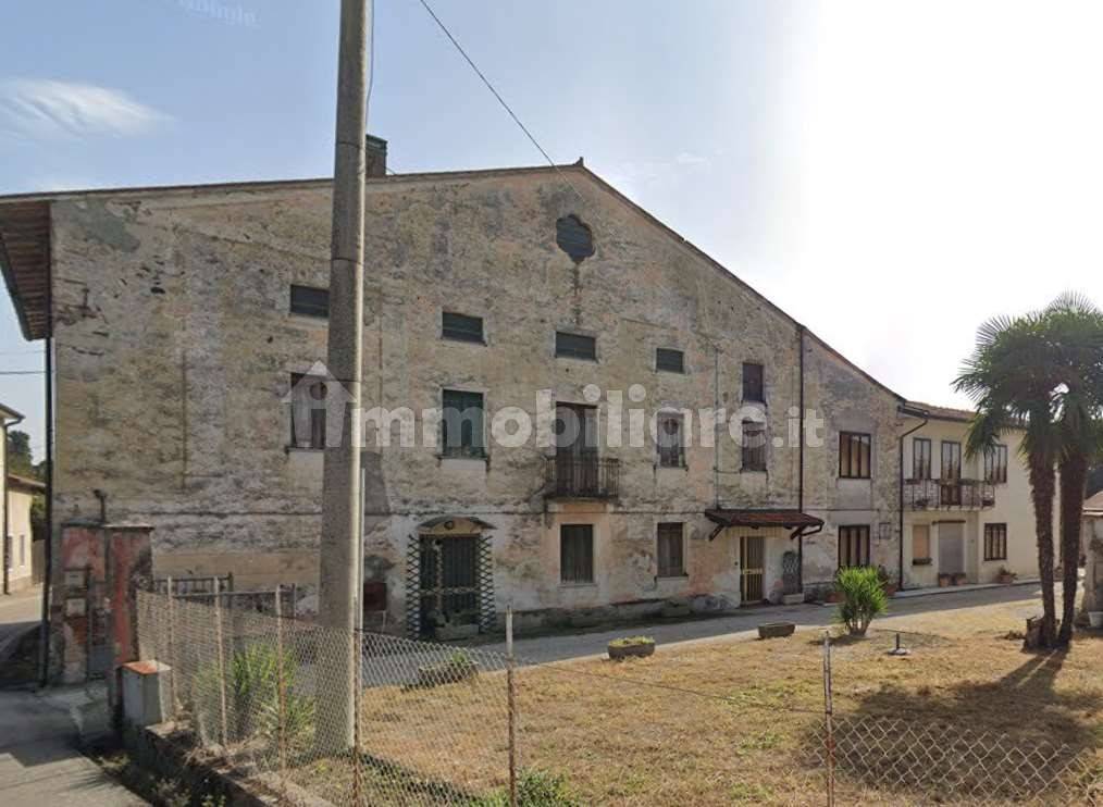 Casa indipendente in vendita a Colceresa