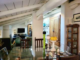 3-room flat via 4 Novembre, Centro Storico, Bologna