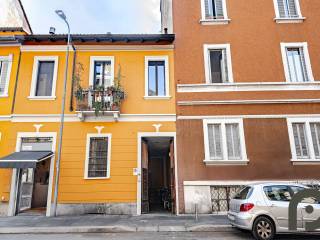 3-room flat via Cola Montano 12, Isola, Milan