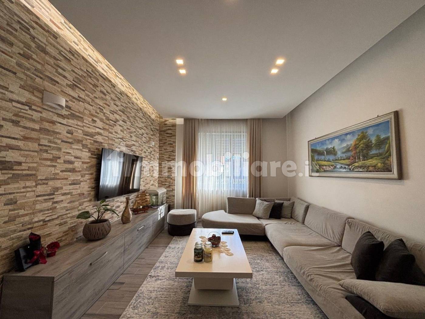 Appartamento in vendita a Canale