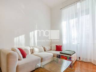 2-room flat viale Mugello 2, Porta Vittoria, Milan