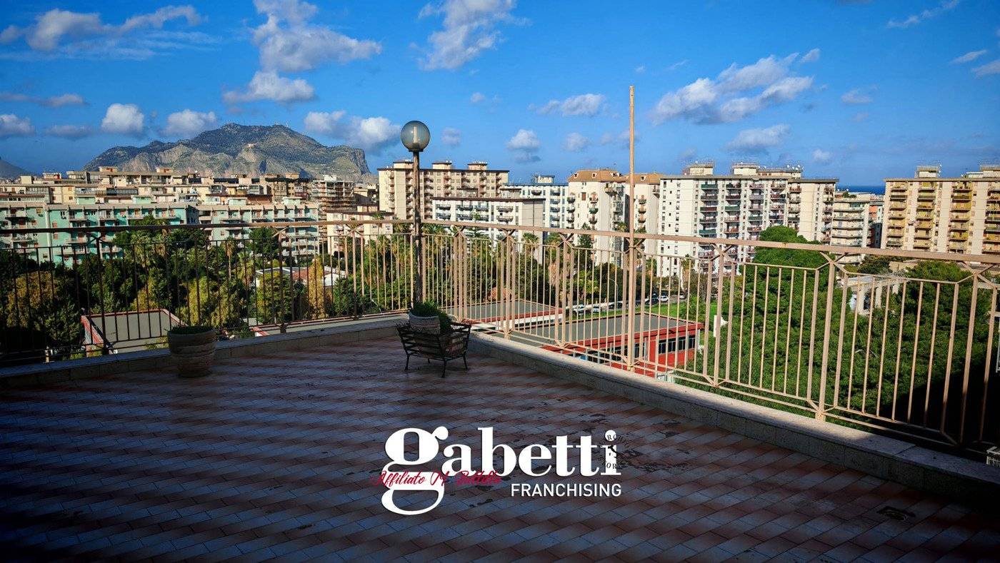 Appartamento in vendita a Palermo
