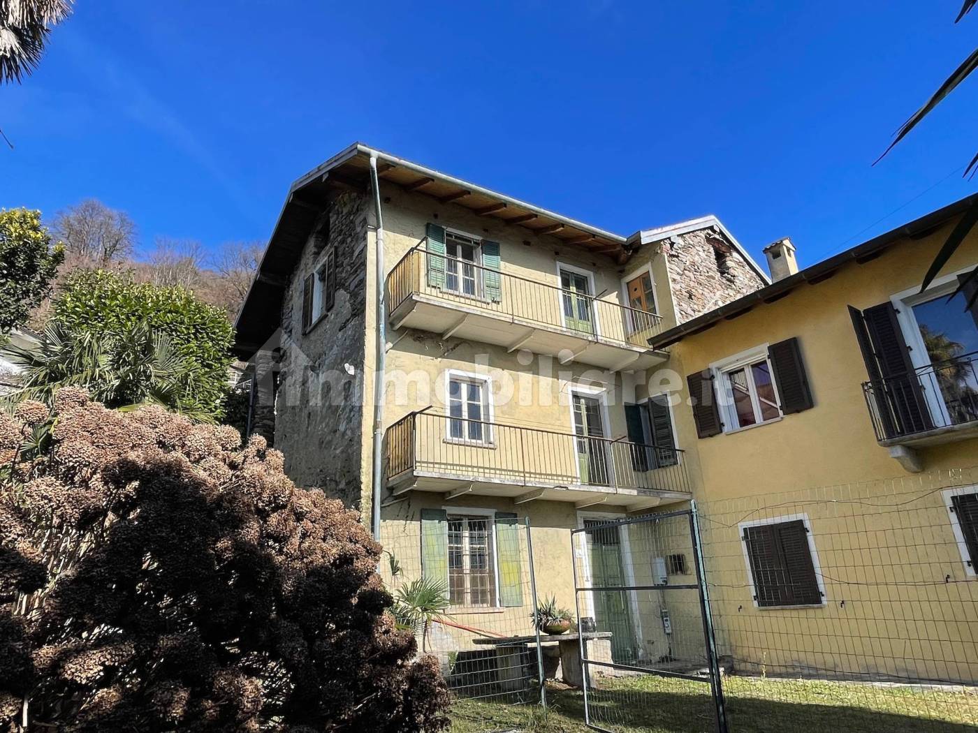 Casa indipendente in vendita a Cannero Riviera