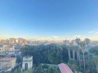 4-room flat via Foria 170, Tribunali, Naples
