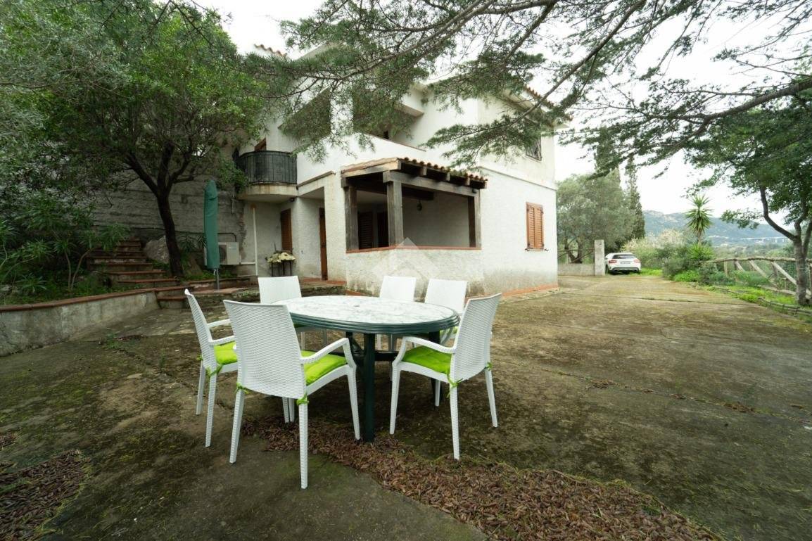 Villa in vendita a San Teodoro